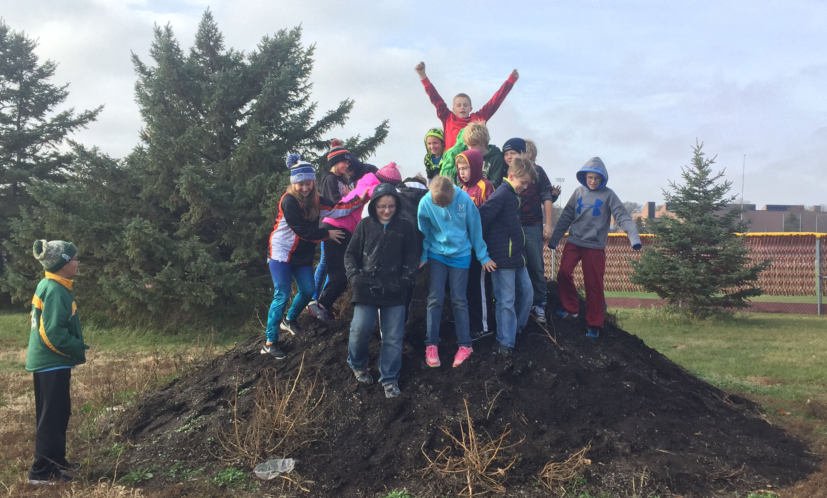 UMN Morris teamed up with the Morris Areas School District to start collecting organics in 2017, collecting nearly 100,000 lbs in the first two years.